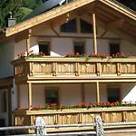 Apart-gerlos Apartment *